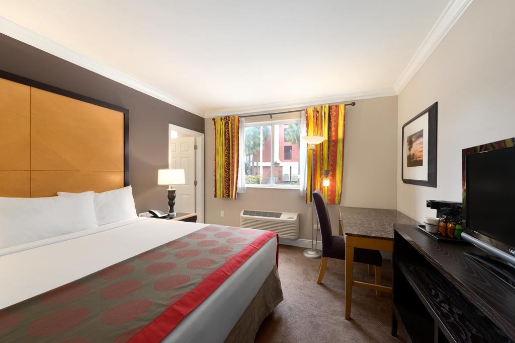 Ramada By Wyndham Miami Springs/Miami International Airport Hotel Værelse billede