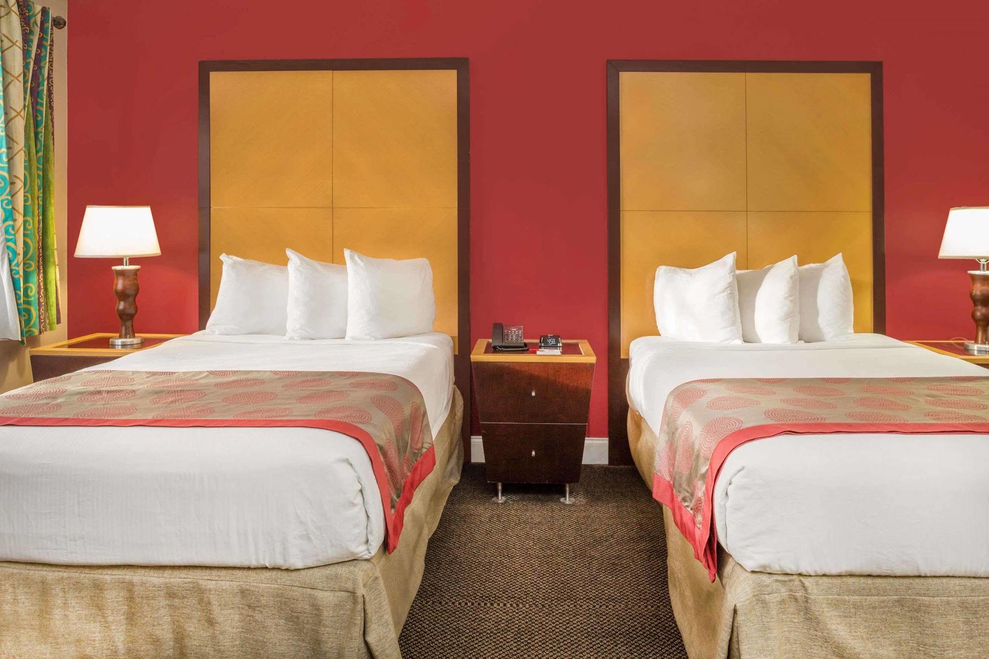 Ramada By Wyndham Miami Springs/Miami International Airport Hotel Eksteriør billede